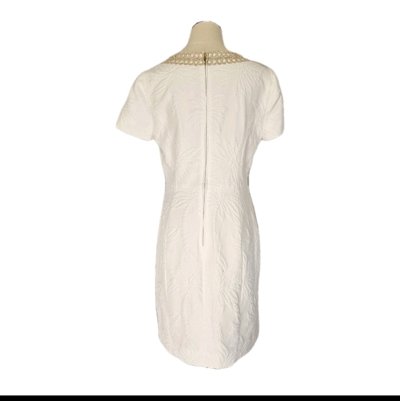 Lilly Pulitzer White and Gold Arie Stretch Short Minimal Luxury Shift Dress SZ 8 - Picture 4 of 16